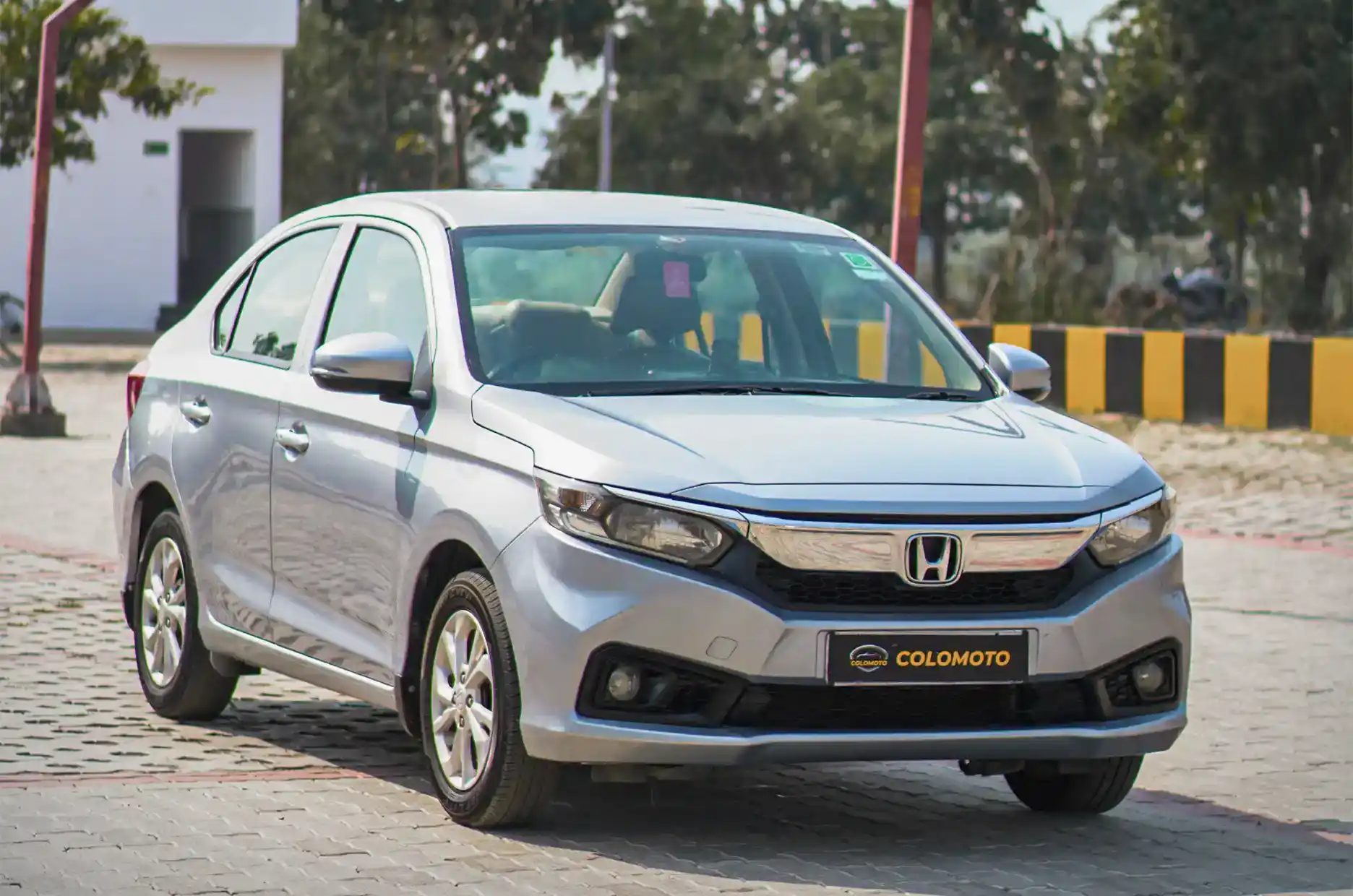 Full body car paint job completed at Colomoto Lucknow
